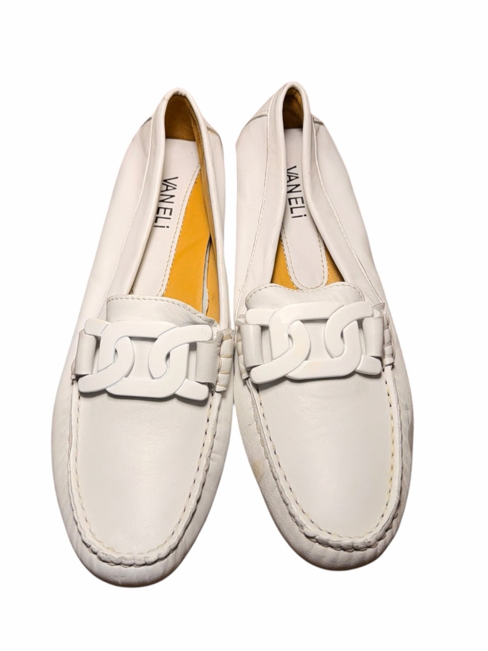 NWT VANELi Aiker Leather Driving Loafers White Size 7.5 Flawed